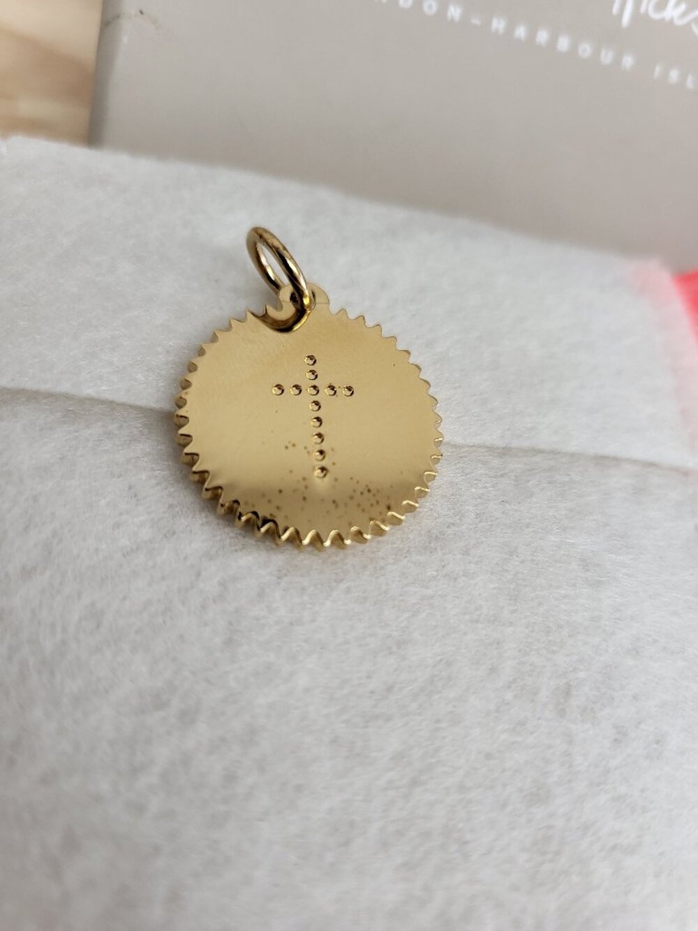 India Hicks Token CROSS Pendant, GOLD NIB Retired Item NEW